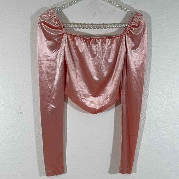 FOREVER 21 Velvet Crop Top Blouse Long Sleeve Size Small New - Picture 1 of 11
